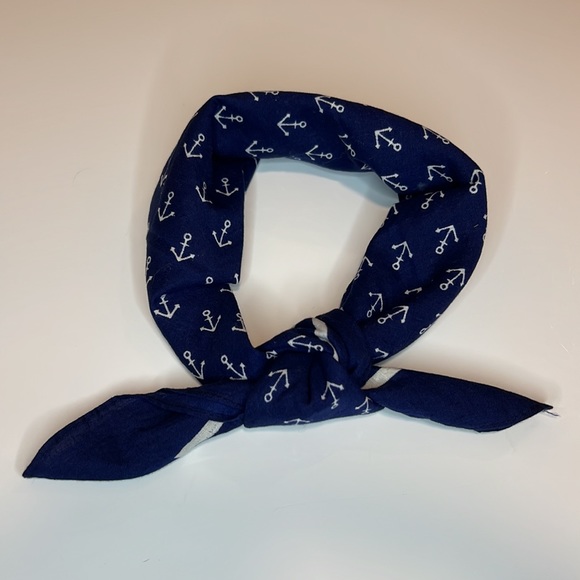 Vintage Angkor Bandana Scarf Royal Blue/White 21” x 21” (53cm x 53cm) - Picture 6 of 7